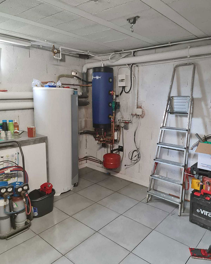 Nos experts sont intervenus en Seine et Marne pour la pose d'une pompe à chaleur et d'un ballon thermodynamiqu